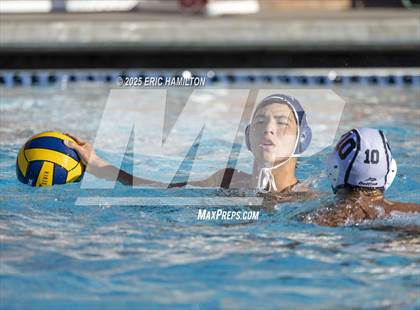 Thumbnail 1 in JV: Harvard-Westlake @ Loyola photogallery.
