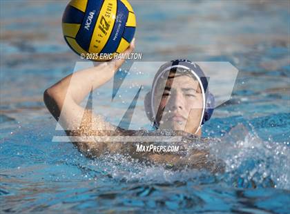 Thumbnail 2 in JV: Harvard-Westlake @ Loyola photogallery.