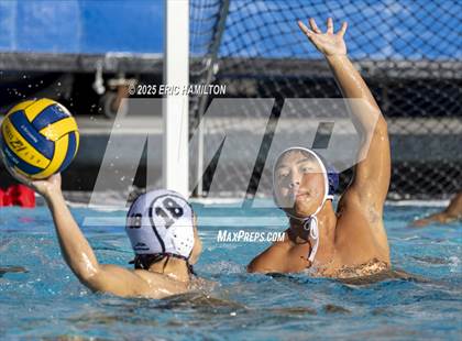 Thumbnail 1 in JV: Harvard-Westlake @ Loyola photogallery.