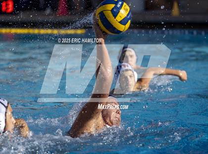 Thumbnail 2 in JV: Harvard-Westlake @ Loyola photogallery.