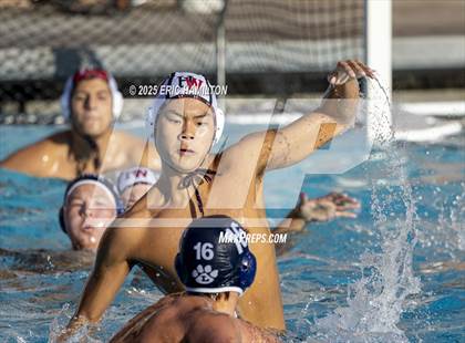 Thumbnail 1 in JV: Harvard-Westlake @ Loyola photogallery.
