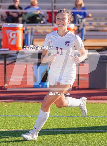 Thumbnail 3 in Perry vs. Xavier College Prep (AIA 6A Finals) photogallery.
