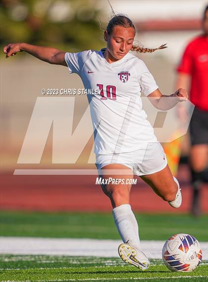 Thumbnail 1 in Perry vs. Xavier College Prep (AIA 6A Finals) photogallery.