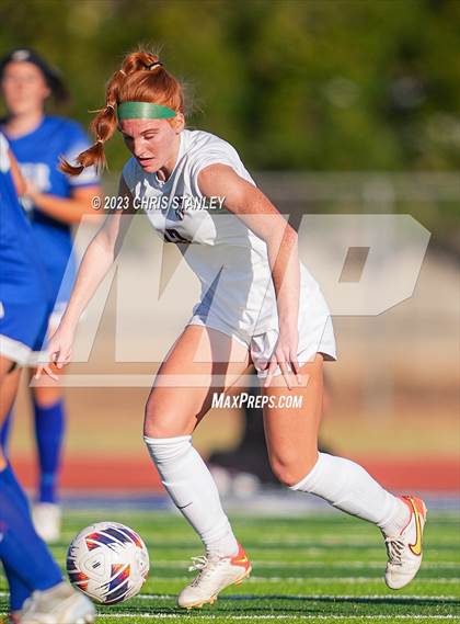 Thumbnail 2 in Perry vs. Xavier College Prep (AIA 6A Finals) photogallery.