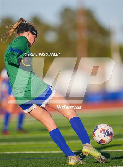 Thumbnail 2 in Perry vs. Xavier College Prep (AIA 6A Finals) photogallery.