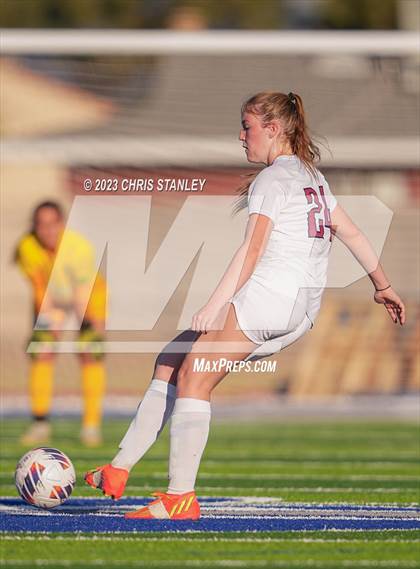 Thumbnail 2 in Perry vs. Xavier College Prep (AIA 6A Finals) photogallery.