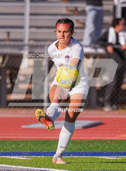 Thumbnail 2 in Perry vs. Xavier College Prep (AIA 6A Finals) photogallery.