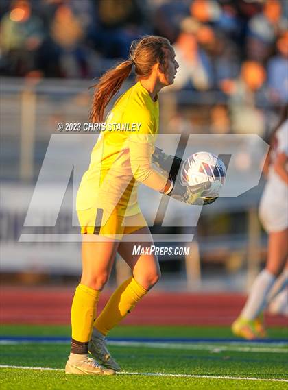 Thumbnail 2 in Perry vs. Xavier College Prep (AIA 6A Finals) photogallery.