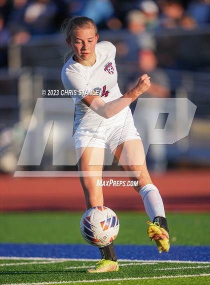 Thumbnail 3 in Perry vs. Xavier College Prep (AIA 6A Finals) photogallery.