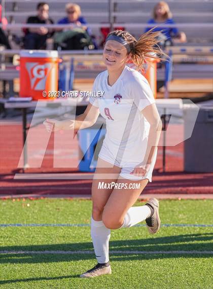 Thumbnail 1 in Perry vs. Xavier College Prep (AIA 6A Finals) photogallery.