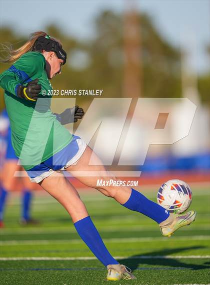 Thumbnail 3 in Perry vs. Xavier College Prep (AIA 6A Finals) photogallery.