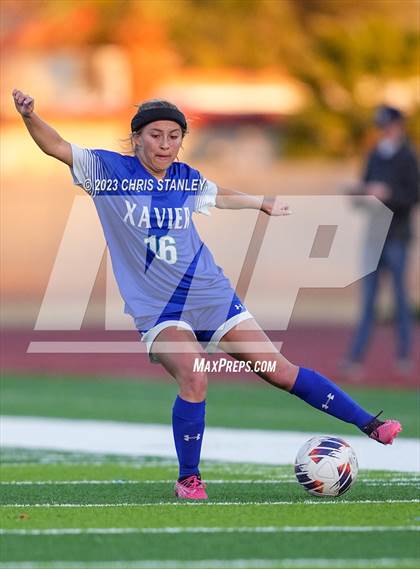 Thumbnail 3 in Perry vs. Xavier College Prep (AIA 6A Finals) photogallery.