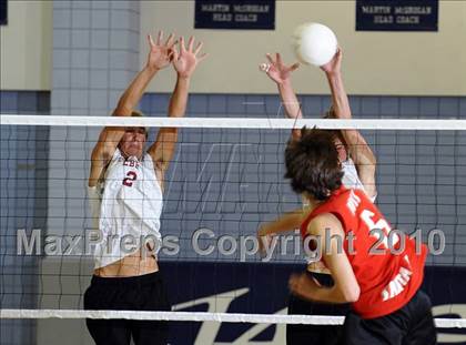 Thumbnail 3 in Laguna Beach vs. Santa Fe Christian (CIF SoCal D3 Vollleyball Final) photogallery.