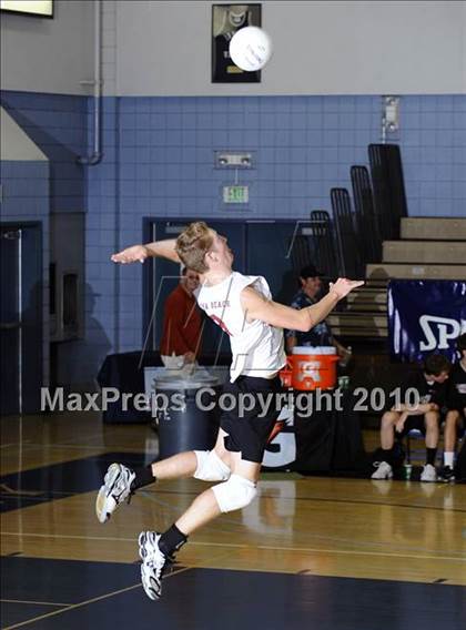 Thumbnail 3 in Laguna Beach vs. Santa Fe Christian (CIF SoCal D3 Vollleyball Final) photogallery.