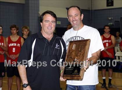 Thumbnail 2 in Laguna Beach vs. Santa Fe Christian (CIF SoCal D3 Vollleyball Final) photogallery.