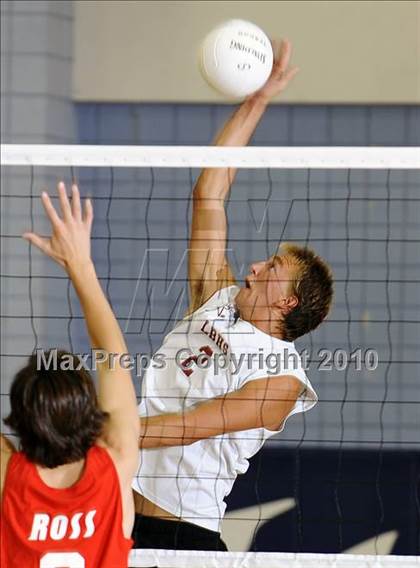 Thumbnail 1 in Laguna Beach vs. Santa Fe Christian (CIF SoCal D3 Vollleyball Final) photogallery.