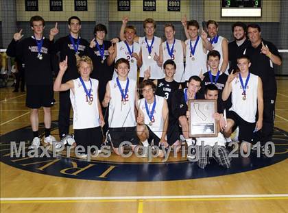 Thumbnail 1 in Laguna Beach vs. Santa Fe Christian (CIF SoCal D3 Vollleyball Final) photogallery.