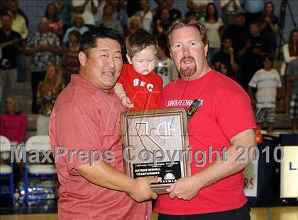 Thumbnail 2 in Laguna Beach vs. Santa Fe Christian (CIF SoCal D3 Vollleyball Final) photogallery.