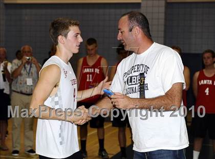 Thumbnail 1 in Laguna Beach vs. Santa Fe Christian (CIF SoCal D3 Vollleyball Final) photogallery.
