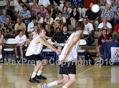 Thumbnail 3 in Laguna Beach vs. Santa Fe Christian (CIF SoCal D3 Vollleyball Final) photogallery.