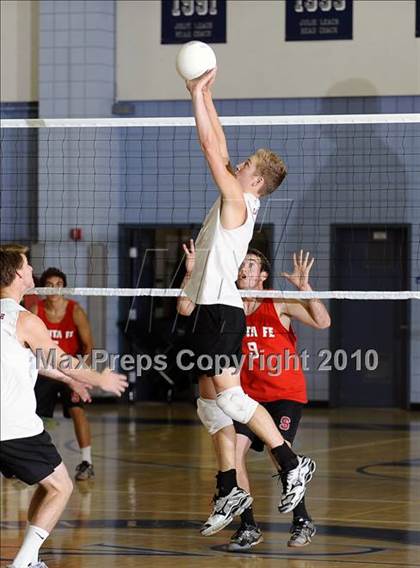Thumbnail 3 in Laguna Beach vs. Santa Fe Christian (CIF SoCal D3 Vollleyball Final) photogallery.