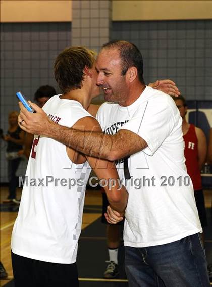 Thumbnail 1 in Laguna Beach vs. Santa Fe Christian (CIF SoCal D3 Vollleyball Final) photogallery.