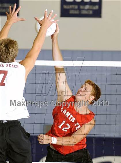 Thumbnail 1 in Laguna Beach vs. Santa Fe Christian (CIF SoCal D3 Vollleyball Final) photogallery.