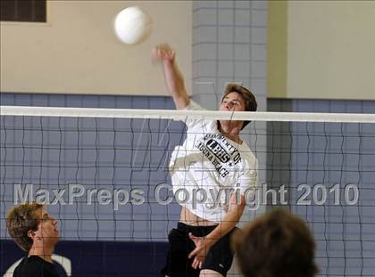 Thumbnail 3 in Laguna Beach vs. Santa Fe Christian (CIF SoCal D3 Vollleyball Final) photogallery.