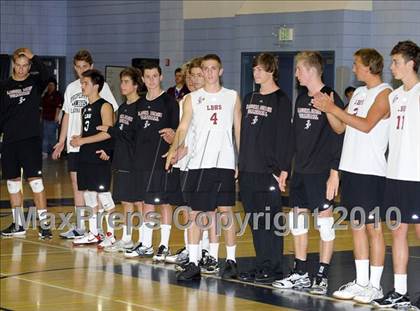 Thumbnail 2 in Laguna Beach vs. Santa Fe Christian (CIF SoCal D3 Vollleyball Final) photogallery.