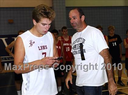 Thumbnail 3 in Laguna Beach vs. Santa Fe Christian (CIF SoCal D3 Vollleyball Final) photogallery.