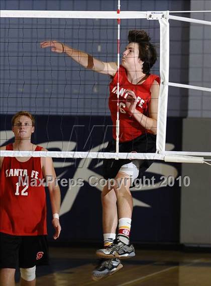 Thumbnail 3 in Laguna Beach vs. Santa Fe Christian (CIF SoCal D3 Vollleyball Final) photogallery.