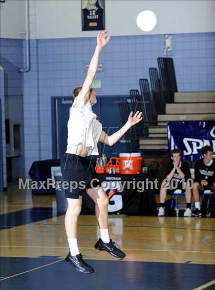Thumbnail 1 in Laguna Beach vs. Santa Fe Christian (CIF SoCal D3 Vollleyball Final) photogallery.