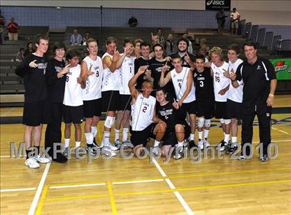 Thumbnail 3 in Laguna Beach vs. Santa Fe Christian (CIF SoCal D3 Vollleyball Final) photogallery.