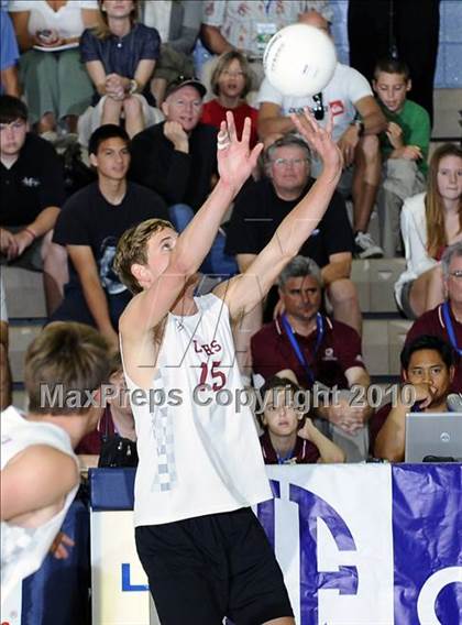 Thumbnail 1 in Laguna Beach vs. Santa Fe Christian (CIF SoCal D3 Vollleyball Final) photogallery.