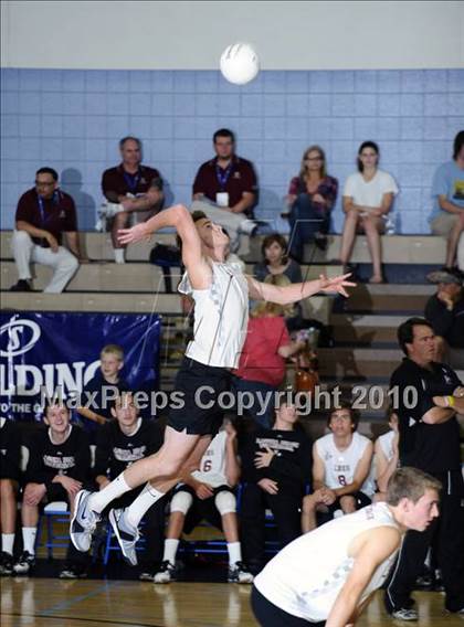 Thumbnail 1 in Laguna Beach vs. Santa Fe Christian (CIF SoCal D3 Vollleyball Final) photogallery.
