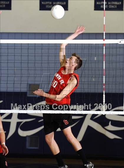 Thumbnail 3 in Laguna Beach vs. Santa Fe Christian (CIF SoCal D3 Vollleyball Final) photogallery.