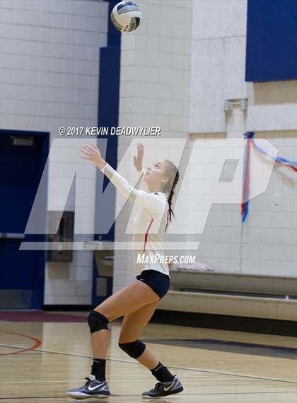 Thumbnail 2 in Sierra Canyon @ Viewpoint photogallery.