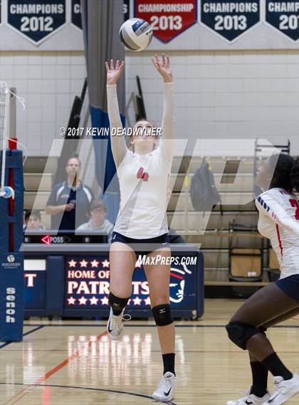 Thumbnail 1 in Sierra Canyon @ Viewpoint photogallery.