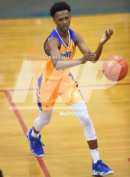 Thumbnail 2 in Kennedy vs John Curtis Christian (Country Day Classic) photogallery.