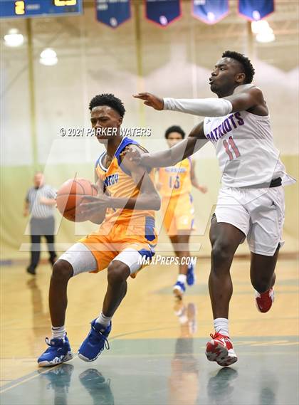 Thumbnail 2 in Kennedy vs John Curtis Christian (Country Day Classic) photogallery.