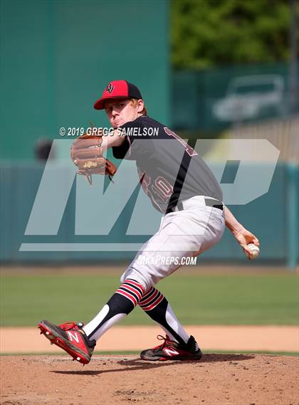 Thumbnail 2 in JV: Bella Vista vs Rio Americano @ Raley Field photogallery.