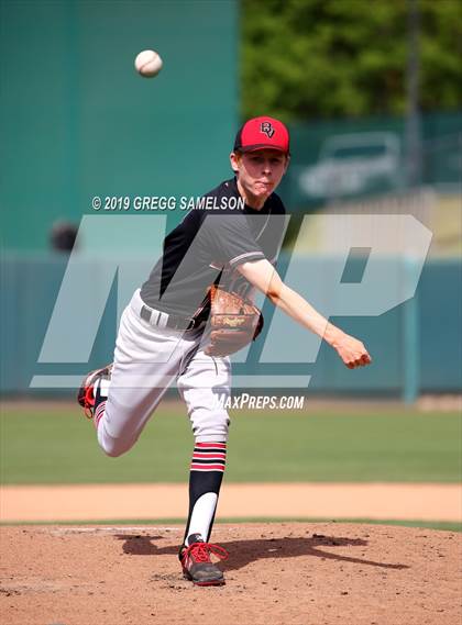 Thumbnail 3 in Bella Vista vs Rio Americano @ Raley Field photogallery.