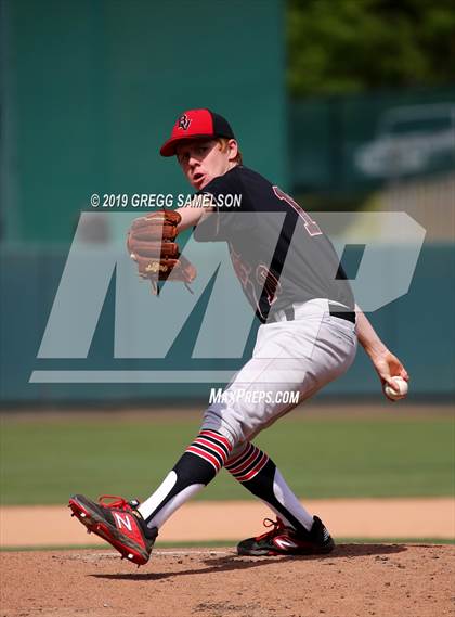 Thumbnail 3 in Bella Vista vs Rio Americano @ Raley Field photogallery.