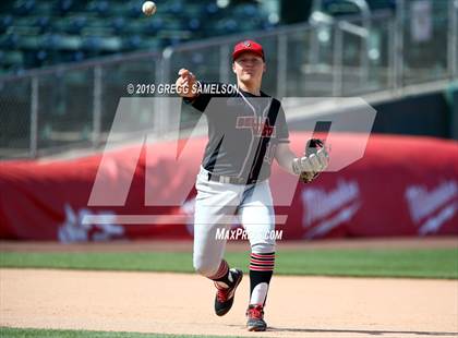 Thumbnail 2 in JV: Bella Vista vs Rio Americano @ Raley Field photogallery.