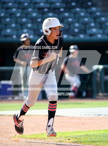 Thumbnail 3 in Bella Vista vs Rio Americano @ Raley Field photogallery.