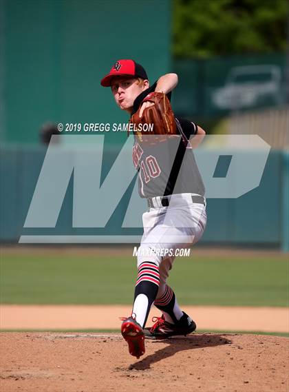 Thumbnail 3 in Bella Vista vs Rio Americano @ Raley Field photogallery.
