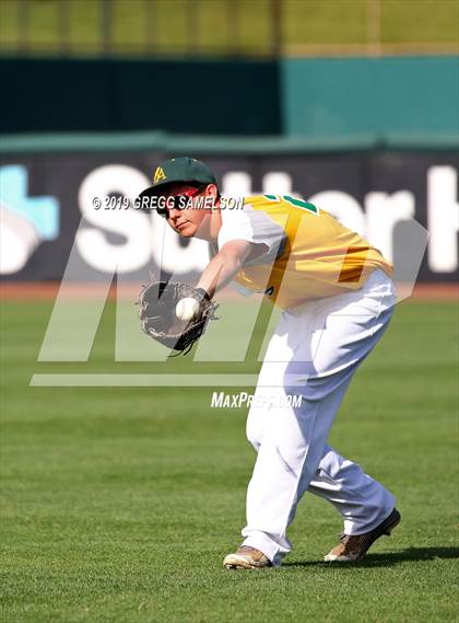 Thumbnail 2 in Bella Vista vs Rio Americano @ Raley Field photogallery.