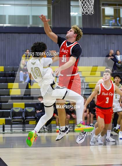 Thumbnail 1 in Park City @ Deseret Peak photogallery.