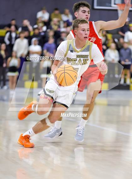 Thumbnail 2 in Park City @ Deseret Peak photogallery.