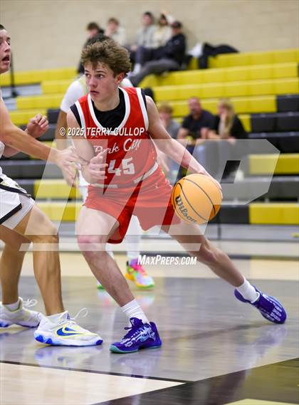 Thumbnail 3 in Park City @ Deseret Peak photogallery.